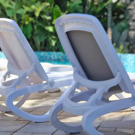 In With Pool - Free Wifi Apartman *