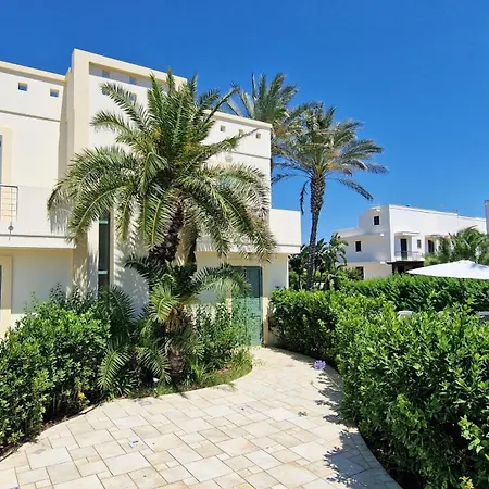 In With Pool - Free Wifi * Torre San Giovanni Ugento