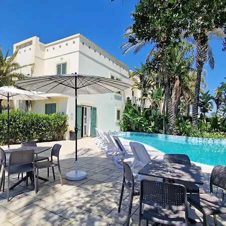 In With Pool - Free Wifi Appartamento